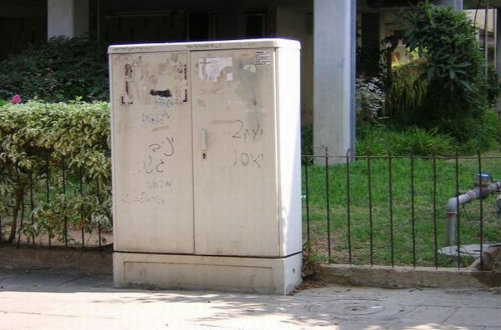 Ανοιχτή πρόσκληση σε καλλιτέχνες για… ΚΑΦΑΟ έργα τέχνης