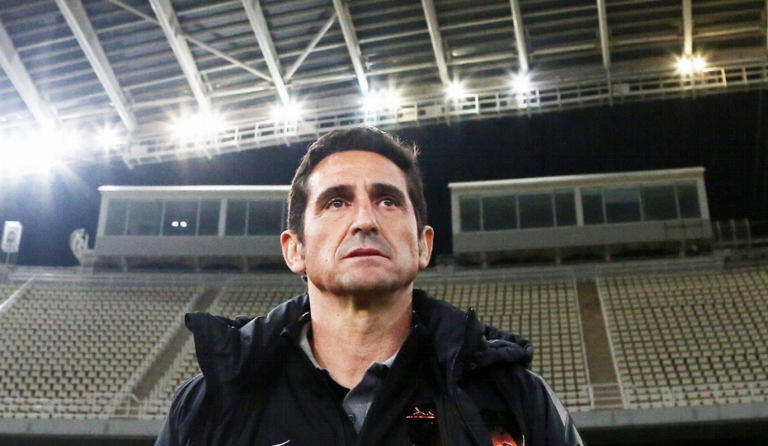 Σκέφτεται τον… αιφνιδιασμό ο Χιμένεθ