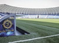 Έβαψαν πράσινο το καμένο χορτάρι στην Οσμάνλισπορ!