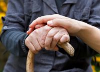 Σωματική αδράνεια: Οι επιπτώσεις σε  ηλικιωμένα άτομα