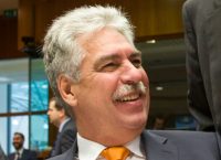 Σέλινγκ: Θα συνεχιστεί η βοήθεια προς την Ελλάδα