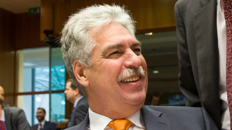 Σέλινγκ: Θα συνεχιστεί η βοήθεια προς την Ελλάδα