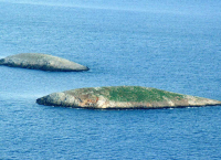 Νέα πρόκληση από την Τουρκία: Ελικόπτερο έκανε υπερπτήση 30 μέτρα πάνω από τα Ίμια – Έγινε και 2η