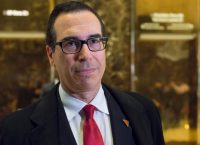 Μνούτσιν: Η Ελλάδα είναι ευρωπαϊκό πρόβλημα