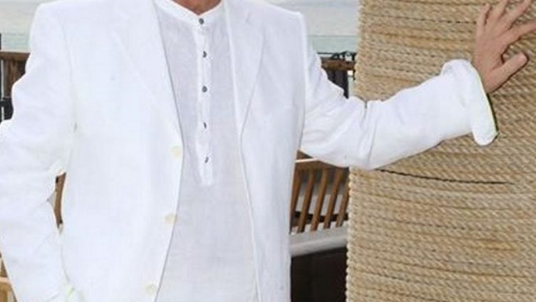 Συγκλονιστική εξομολόγηση Έλληνα τραγουδιστή: «Ο Θεός μου πήρε τη φωνή»