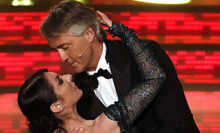 Δεν μπορεί να πάει στη Λέστερ λόγω «Dancing with the stars» o Μαντσίνι! (vid)