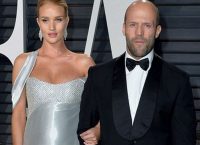 Όσκαρ 2017: H εγκυμονούσα Rosie Huntington στο πλευρό του Jason Statham