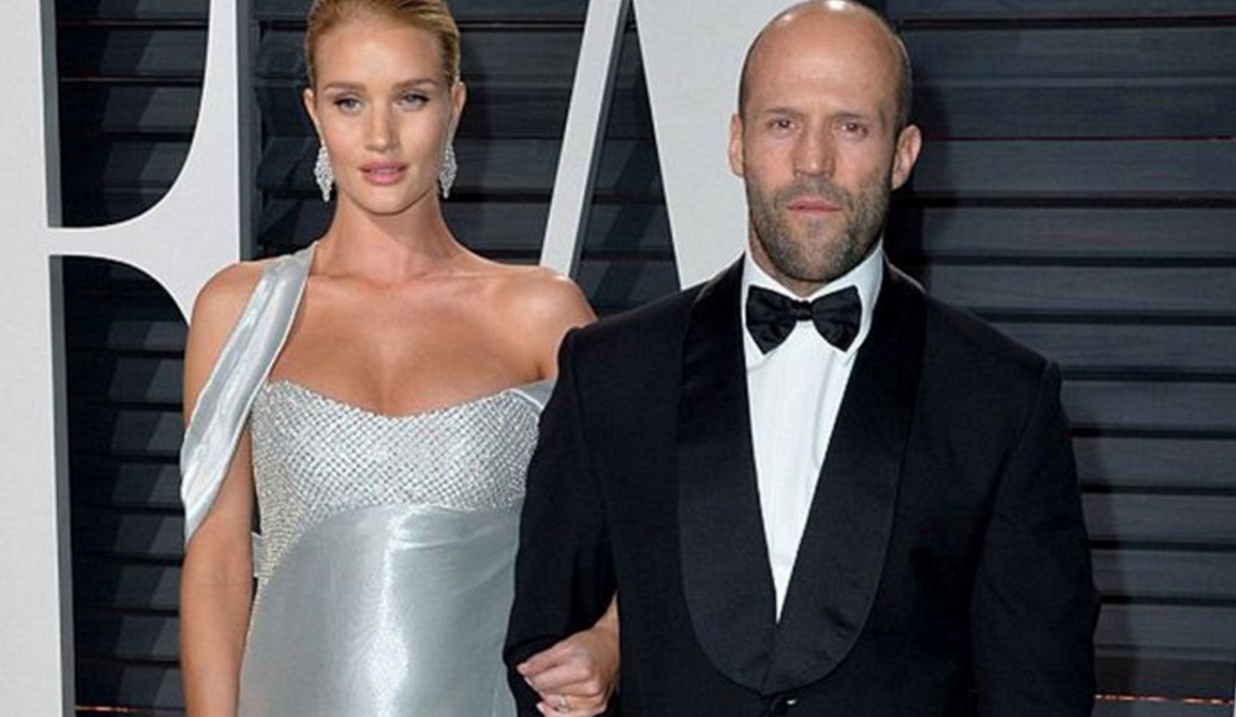 Όσκαρ 2017: H εγκυμονούσα Rosie Huntington στο πλευρό του Jason Statham