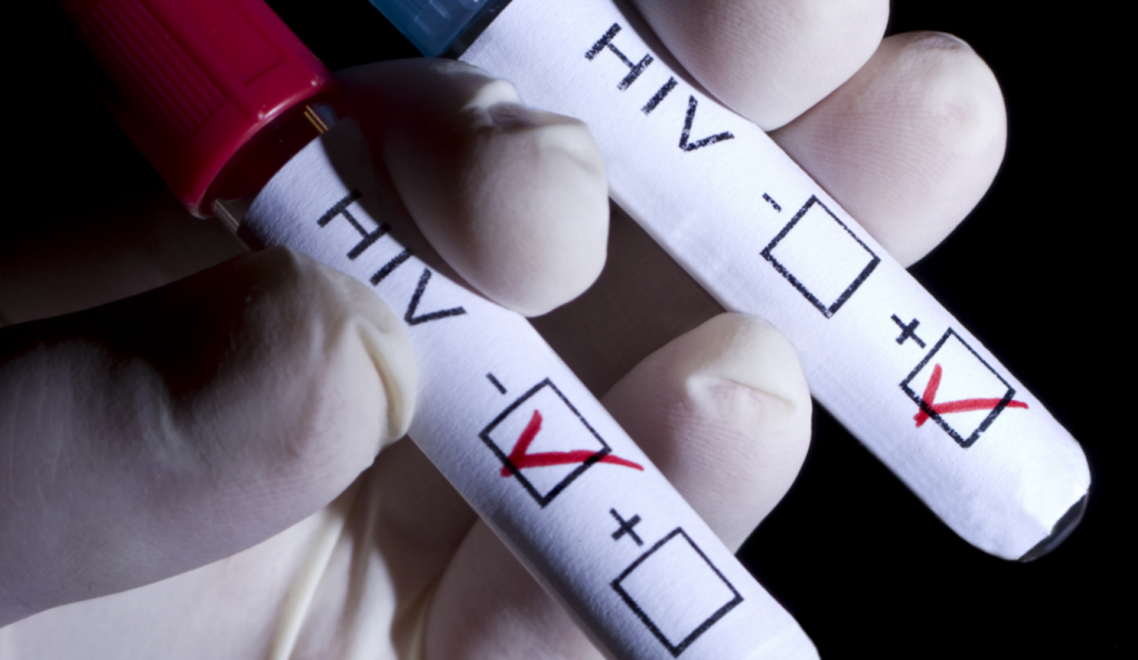 HIV: Ενημέρωση μαθητών για τους τρόπους προφύλαξης από τον ιό