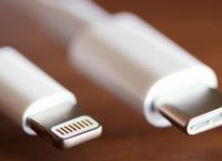 Apple: Τέλος στα σενάρια για χρήση θύρας USB-C