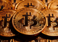 Bitcoin: Ξεπέρασε τα 2,000 δολ.