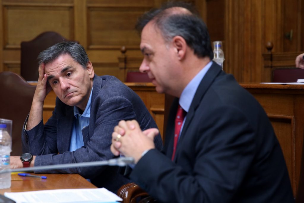 Καμπανάκι για παράταση του μνημόνιου από Γραφείο Προϋπολογισμού της Βουλής