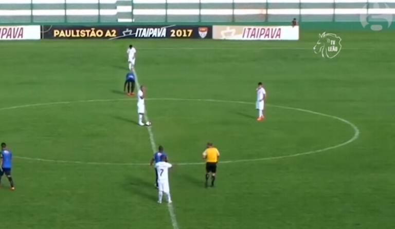 Σέντρα και… γκολάρα από το κέντρο! (vid)