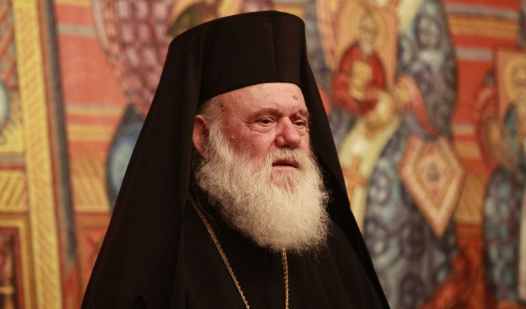 ”Σηκώνει”, πάλι, το θέμα των Θρησκευτικών ο Αρχιεπίσκοπος