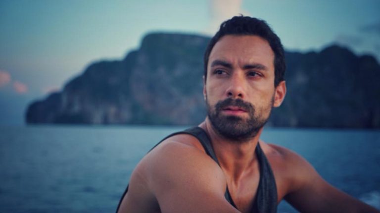 Παροξυσμός για μια πόζα Τανιμανίδη στη Μύκονο (video)