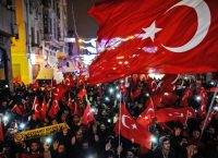 «Πώς βιώνουμε στην Τουρκία το δημοψήφισμα»