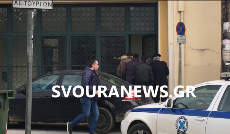 Καστοριά: Υπό δρακόντεια μέτρα η μεταφορά του ειδικού φρουρού στον ανακριτή (video)