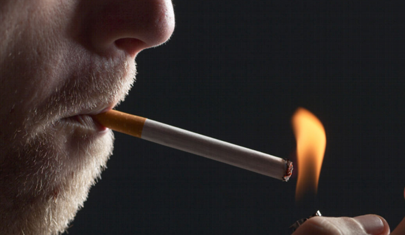 Αυξημένος ο κίνδυνος καρδιοπάθειας για το μωρό αν ο υποψήφιος μπαμπάς καπνίζει