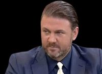 Face – Γιγίτ Μπουλούτ: Αυτός είναι ο σύμβουλος του Ερντογάν που απειλεί πως θα μας “σπάσει τα πόδια”