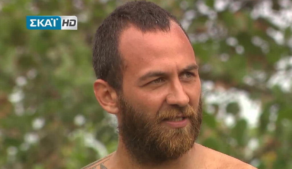 Survivor: Δείτε σε ποια χώρα ήταν μισθοφόρος ο Κώστας – Η φωτογραφία με το όπλο (pics)