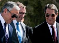Κυπριακό: Συναντήσεις Έιντε με Αναστασιάδη και Ακιντζί