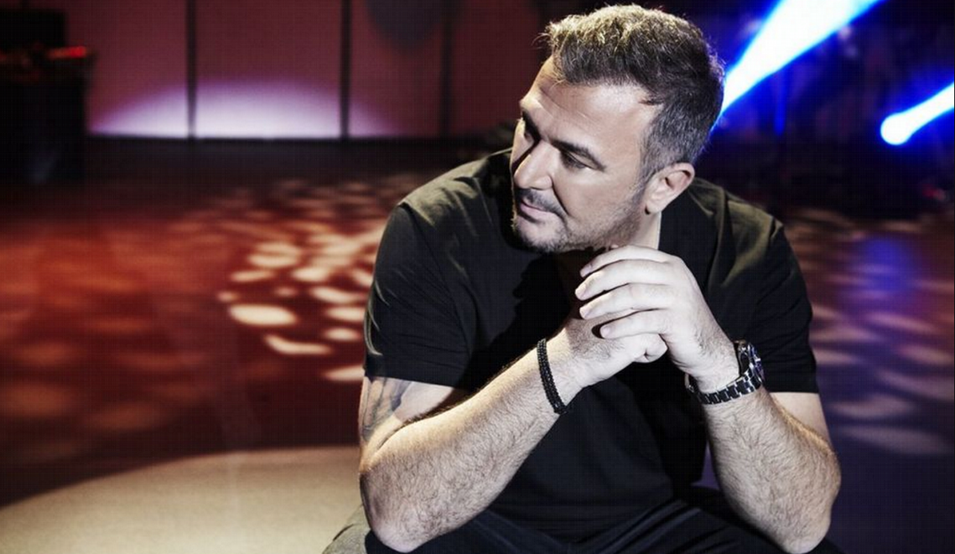 Αντώνης Ρέμος: Συναυλία για λίγους στο Nammos της Γαλλίας (pic & vid)