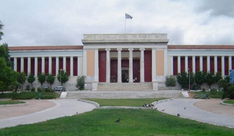 Σειρά γραμματοσήμων αφιερωμένη στα 150 χρόνια του Εθνικού Αρχαιολογικού Μουσείου