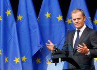 Τουσκ: Δυσχερείς οι σχέσεις μεταξύ ΕΕ και ΗΠΑ