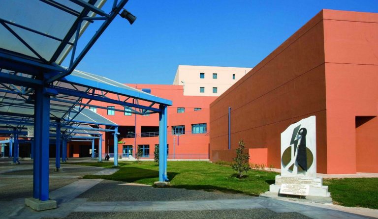 “Αττικόν”: Βάρδια στη νεφρολογική μονάδα για ανασφάλιστους αιμοκαθαρόμενους