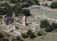 Ο αρχαιολογικός χώρος των Φιλίππων στους πέντε διασημότερους προσκυνηματικούς τόπους
