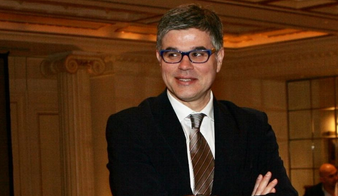 Συζητά με Ιωνικό ο Ασάνοβιτς