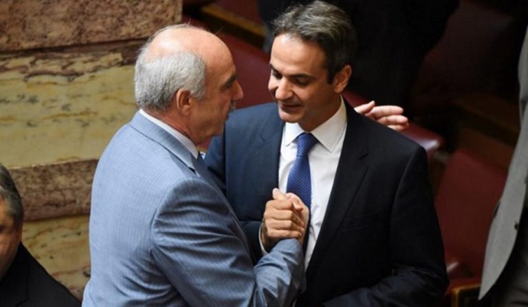 ”Τίτλοι τέλους” από Μητσοτάκη για τους εσωκομματικούς ”ψιθύρους…”
