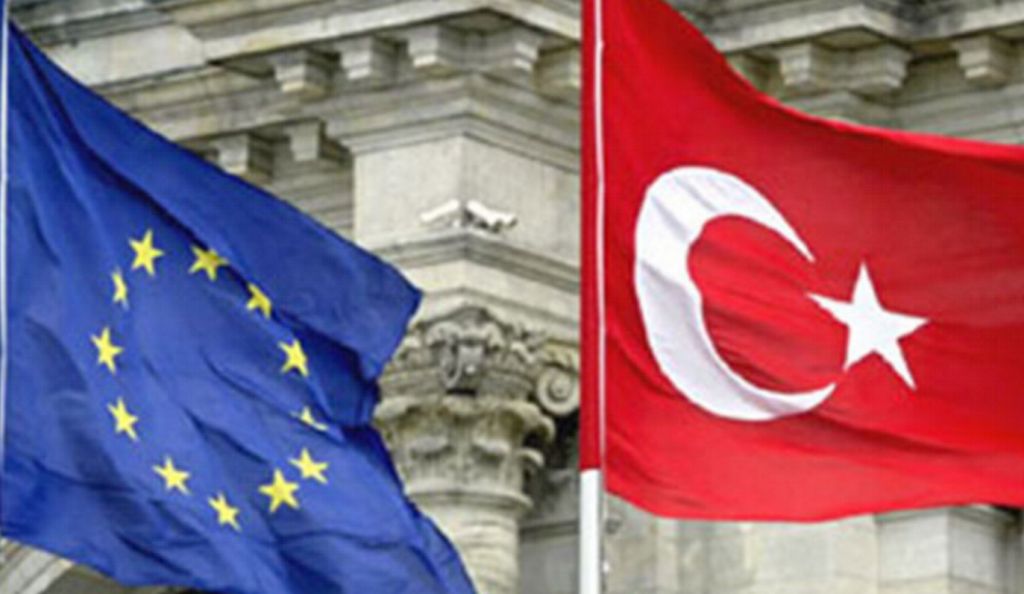 Ωμός εκβιασμός από Τουρκία