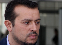 Παππάς κατά ΕΣΡ για τηλεοπτικές άδειες και ΣΚΑΪ