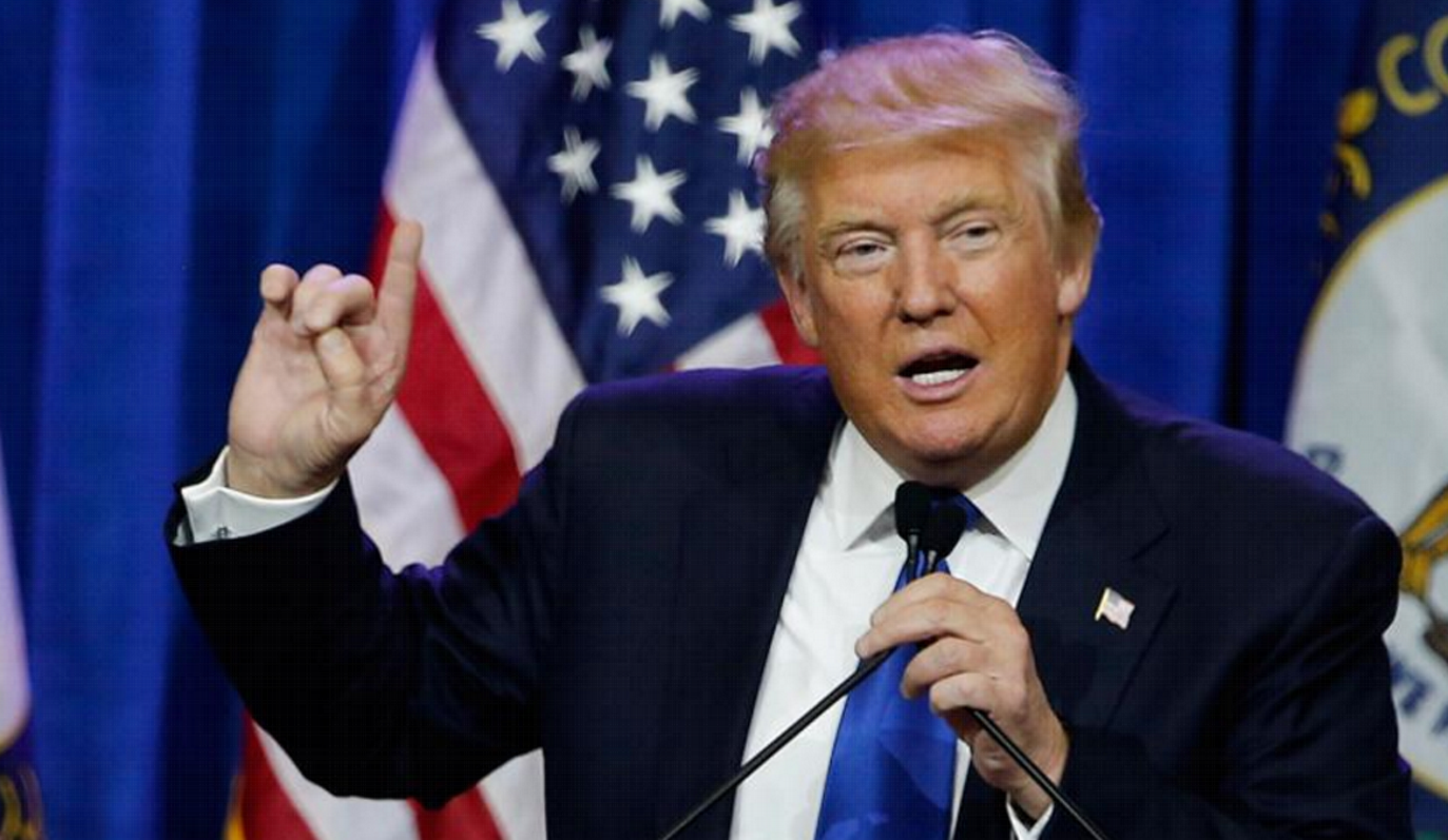 Ο Τραμπ θα συνομιλήσει τηλεφωνικά με τον Πούτιν σήμερα