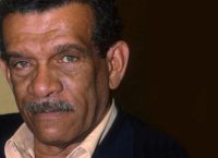 Πέθανε o Derek Walcott