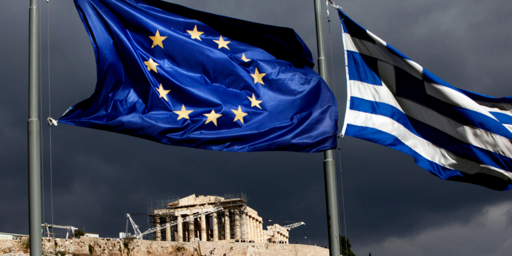 ΟΟΣΑ: Αναγκαία η πρόσθετη ελάφρυνση του ελληνικού χρέους