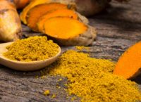 Μάσκα κουρκουμά: Για τους μαύρους κύκλους στην περιοχή των ματιών