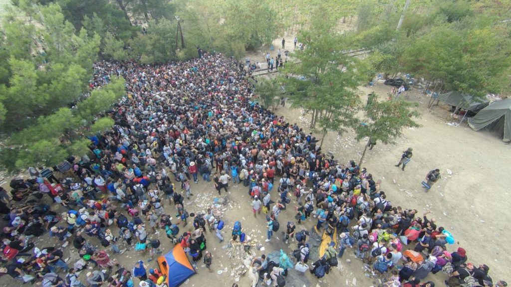Ελληνικό Συμβούλιο για τους πρόσφυγες: ”Παταγώδης αποτυχία σε ό,τι αφορά τον σεβασμό των ανθρωπίνων δικαιμάτων”