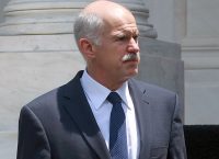Γιώργος Παπανδρέου: “Καταπέλτης” εναντίον Καραμανλή και Σαμαρά