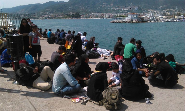Σκάφος με 143 Σύρους μετανάστες ρυμουλκήθηκε κοντά στην Πάφο