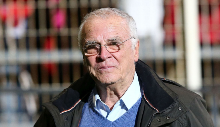 Σάββας Θεοδωρίδης: «Να μας αδειάσει τη γωνιά όποιος δεν ματώνει τη φανέλα του Ολυμπιακού»