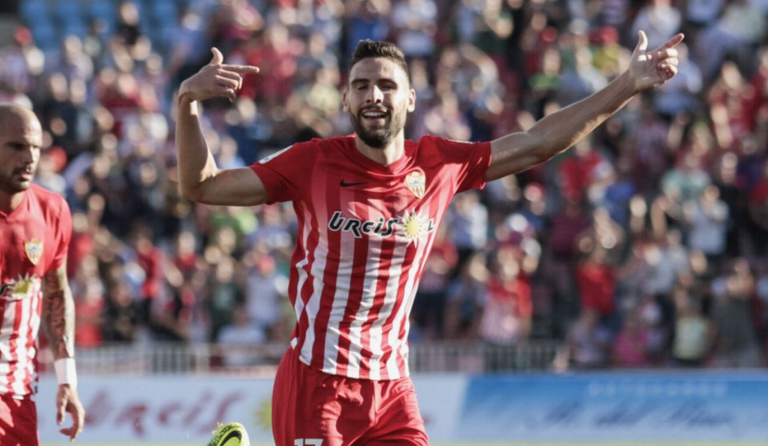 «Ζεστή» για Πουέρτας η ΑΕΚ