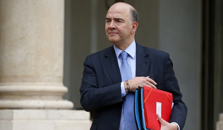 Πιέρ Μοσκοβισί: Να κλείσει έγκαιρα η 3η αξιολόγηση