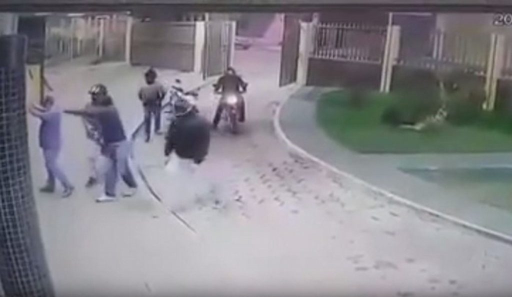 Η στιγμή της δολοφονίας ακτιβιστή στη Βραζιλία (vid)