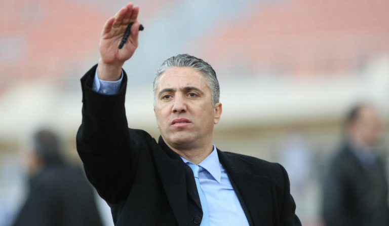 Ο “πονοκέφαλος” των καρτών