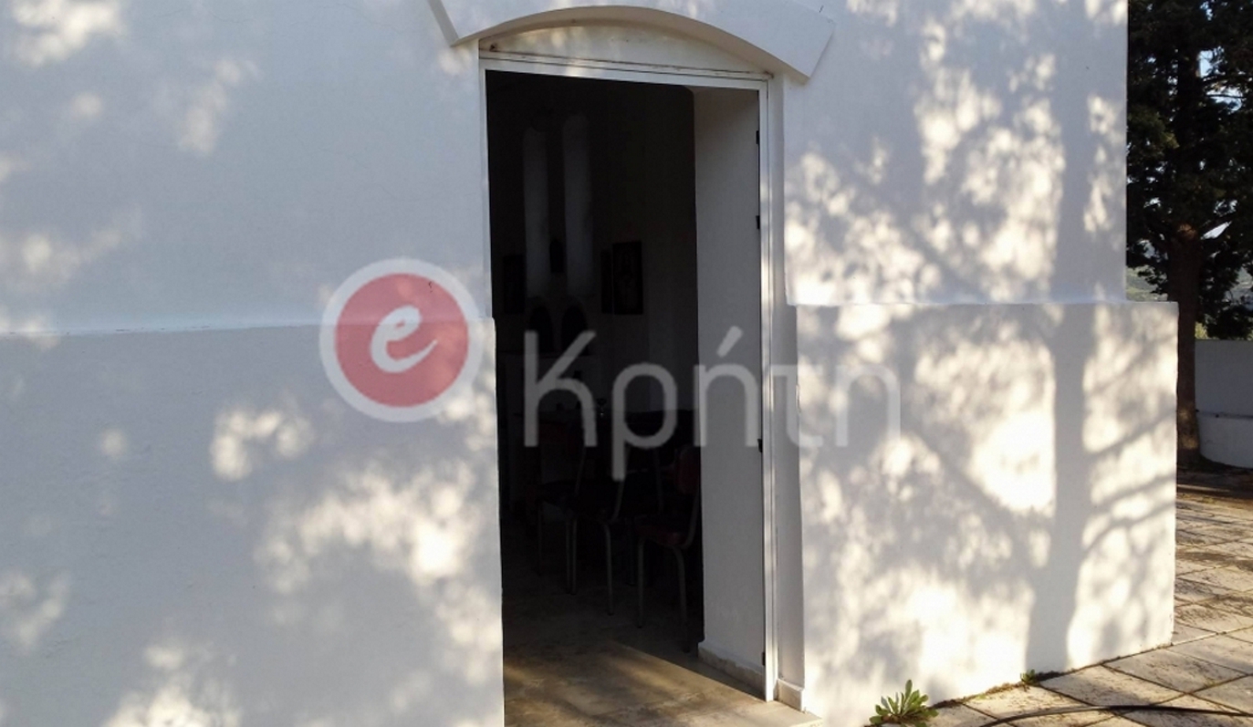 Έκλεψαν την πόρτα από εκκλησία της Κρήτης