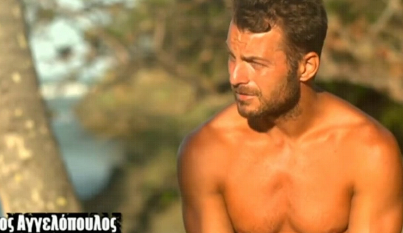 Survivor: Κυκλοφορούν ολόγυμνες στην παραλία και ο Αγγελόπουλος δεν τις κοιτάζει (pic)