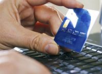 Αύξηση 40% σε συναλλαγές με κάρτες