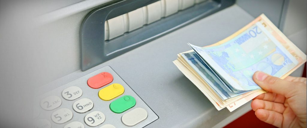 Βουτιά της μετοχικής παρουσίας του Δημοσίου στις τράπεζες